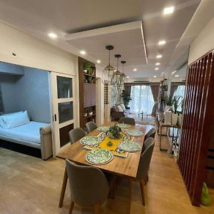 Exquisite Stays At Royal Palm Residences In Taguig